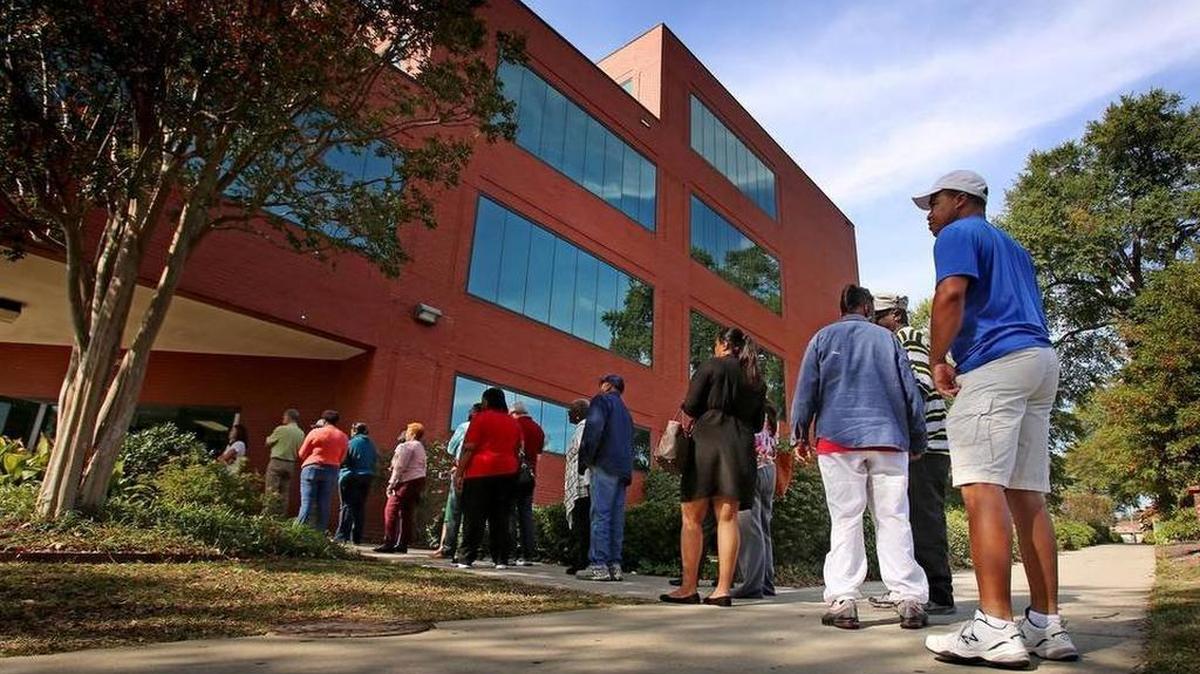 Waiting in line to vote at Richland County office.