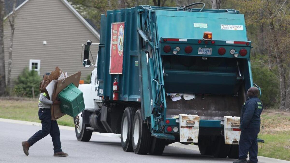
Horry County Solid Waste Authority staff collect recyclables. 
