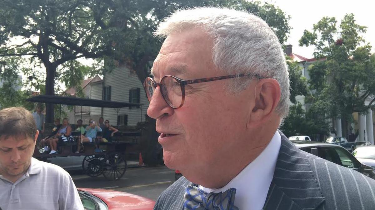 Media attorney Jay Bender of Columbia talks to reporters outside the federal courthouse in Charleston on Wednesday.