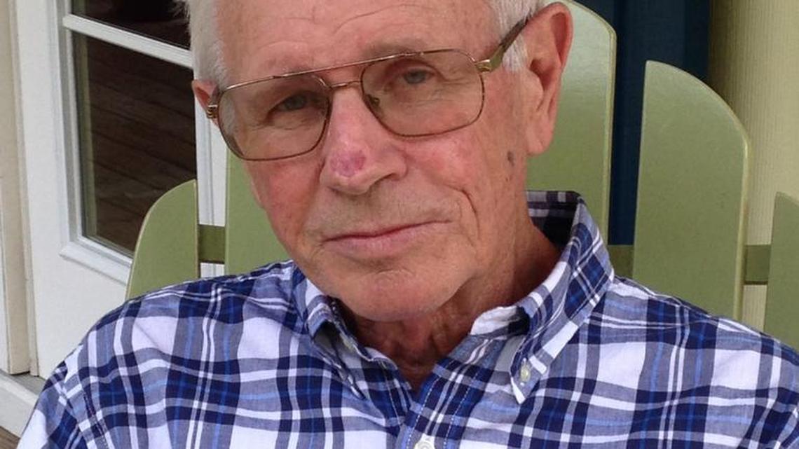 Cataract surgery has old golfer seeing clearly again