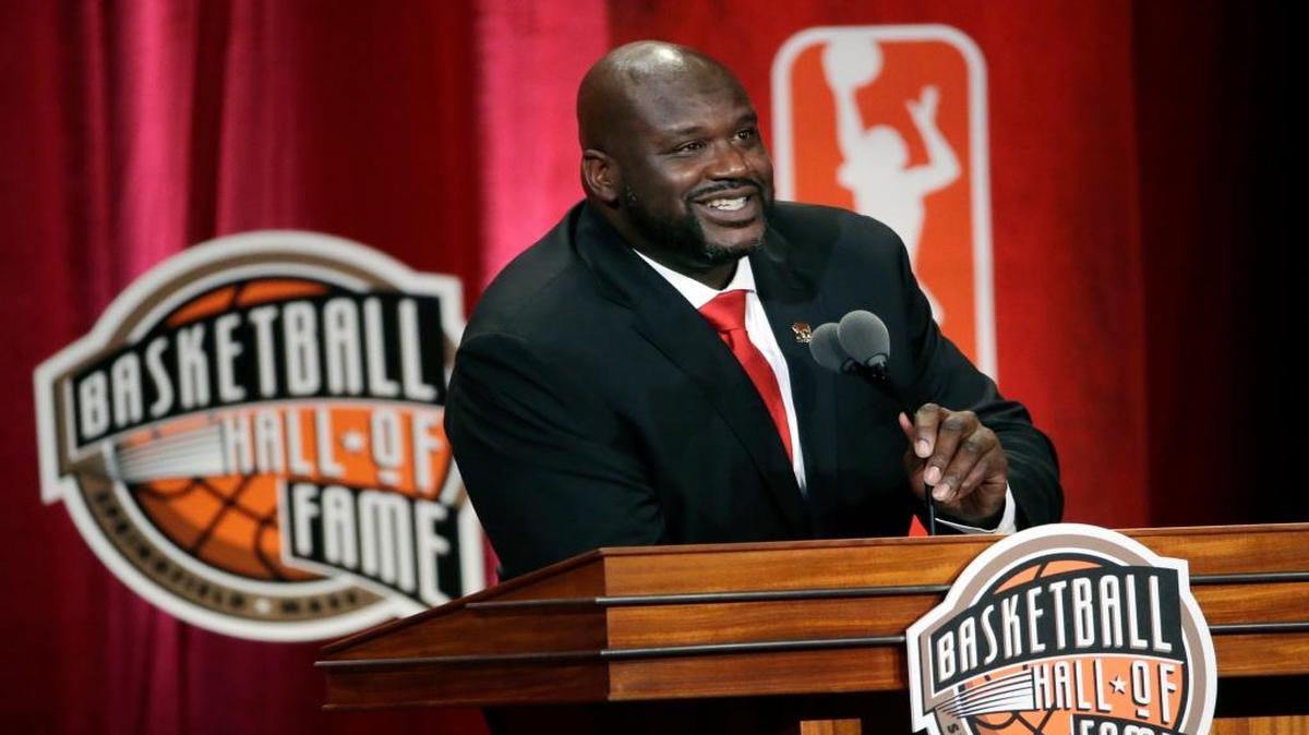 Basketball Hall of Fame inductee Shaquille O’Neal speaks during induction ceremonies Friday.
