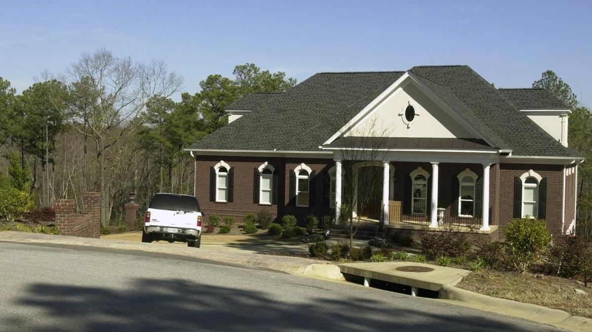 Former USC football coach Steve Spurrier is trying to sell his home in northeast Richland County.