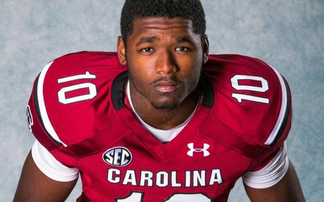 South Carolina linebacker Skai Moore.