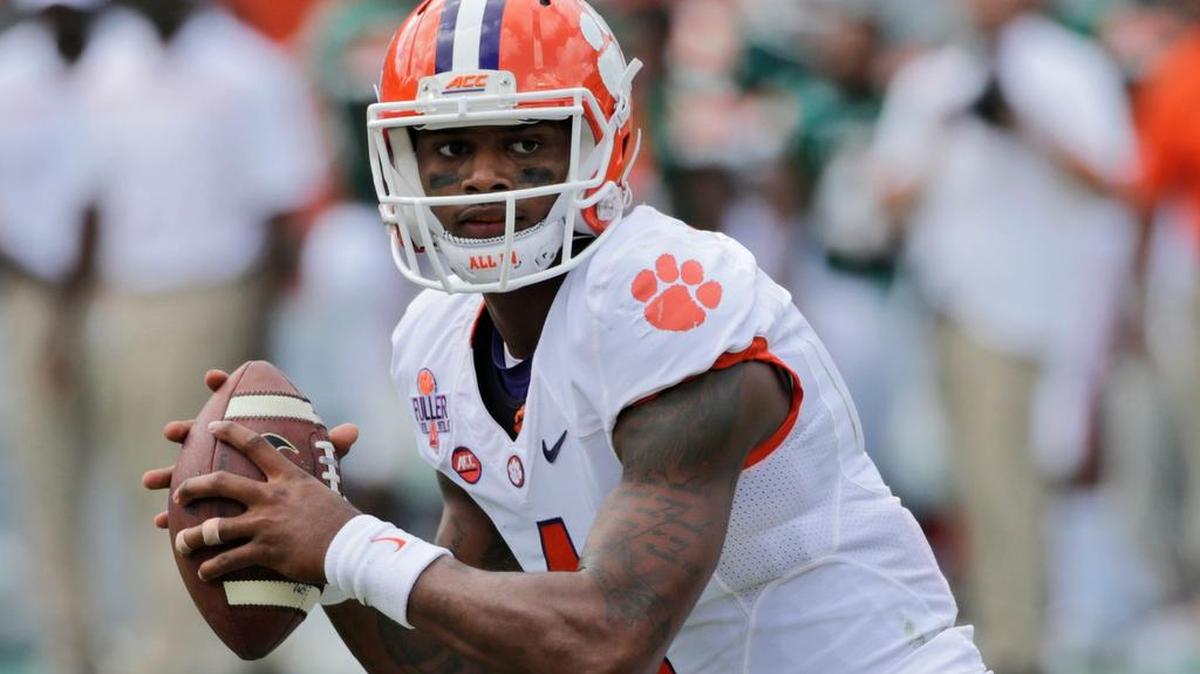 Clemson quarterback Deshaun Watson has proven very efficient in leading the Tigers to a 7-0 mark this season and a No. 3 national ranking.