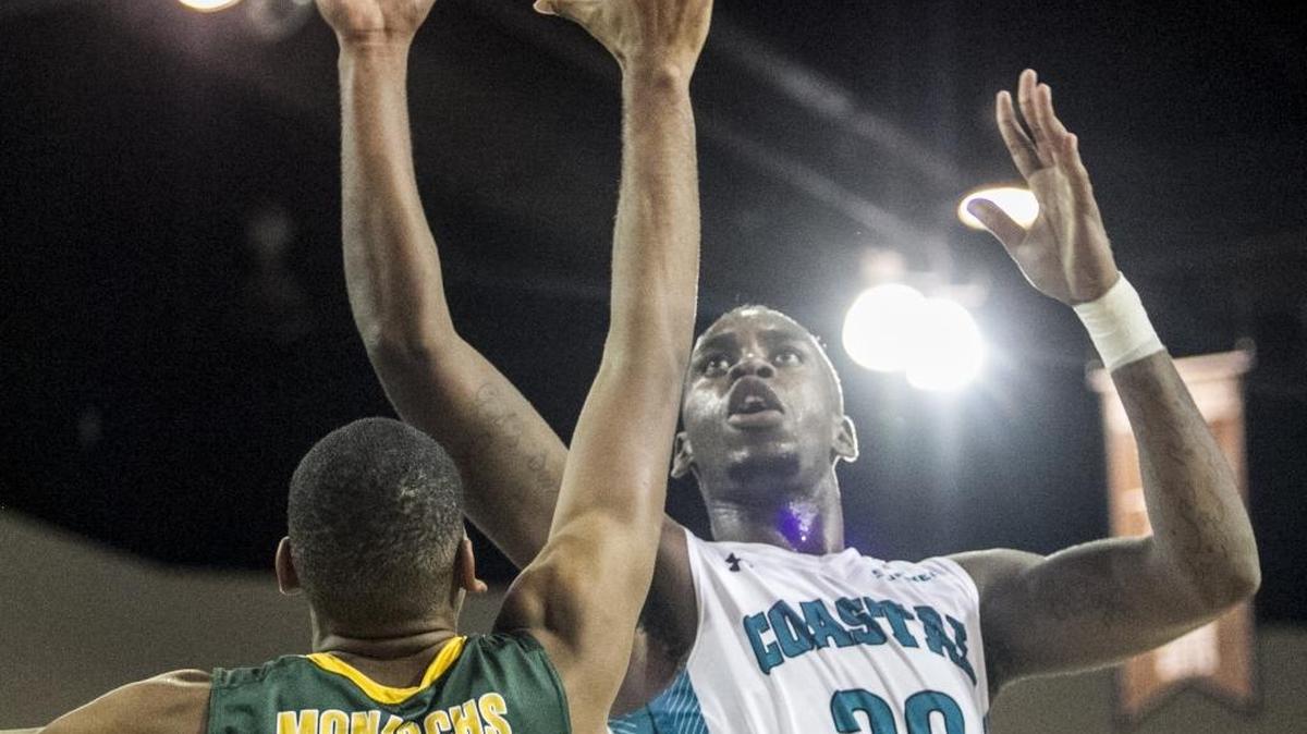 Coastal Carolina’s Demario Beck had 15 points and 16 rebounds against UT Arlington on Monday.