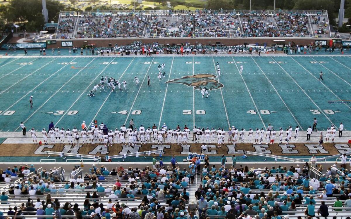 
Coastal Carolina defeated Western Illinois 34-27 on Saturday.
