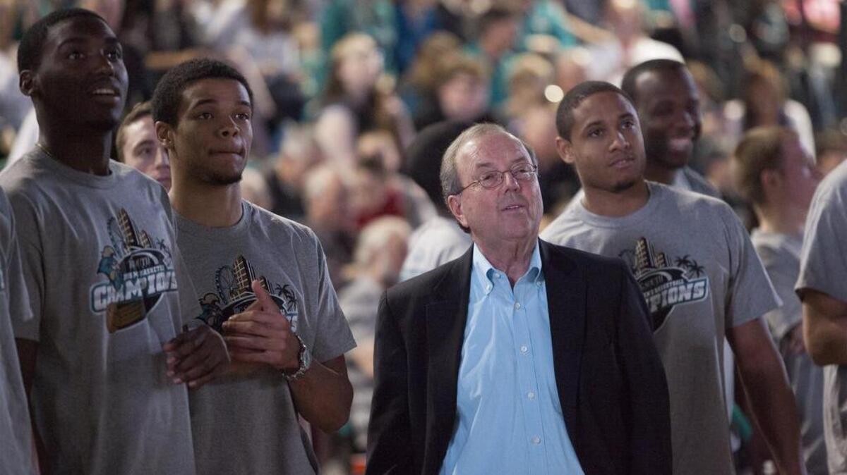 
Coastal Carolina coach Cliff Ellis announced that his team will open the 2015-16 season in the Outrigger Resorts Rainbow Classic in November.
