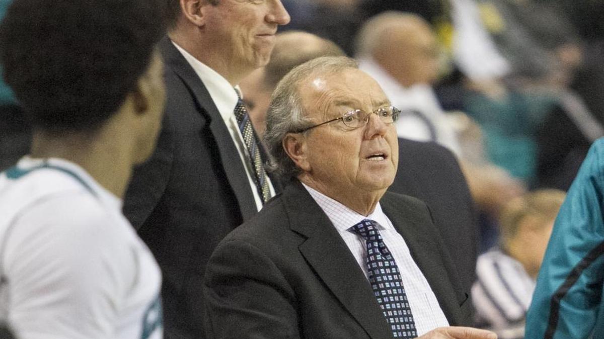 Coastal Carolina coach Cliff Ellis