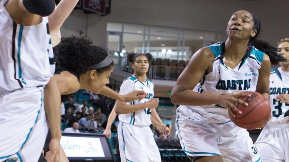 Naheria Hamilton led Coastal Carolina with 11 points Saturday.