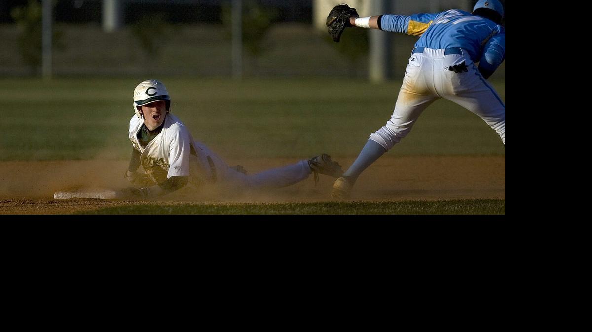 
Former Conway baseball standout Jordan Gore is transferring from South Carolina to Coastal Carolina.
