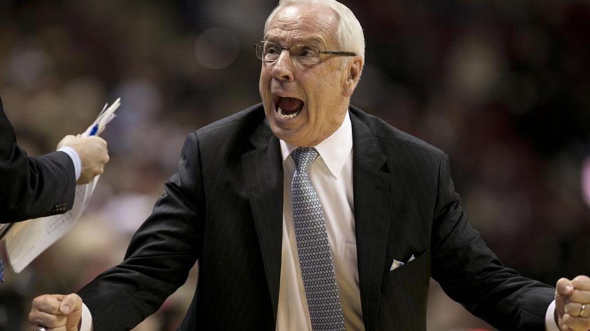 North Carolina coach Roy Williams reacts as the Tar Heels pull away from Florida State during the second half against Florida State on Monday, January 4, 2016 at the Tucker Center in Tallahassee, Fla.