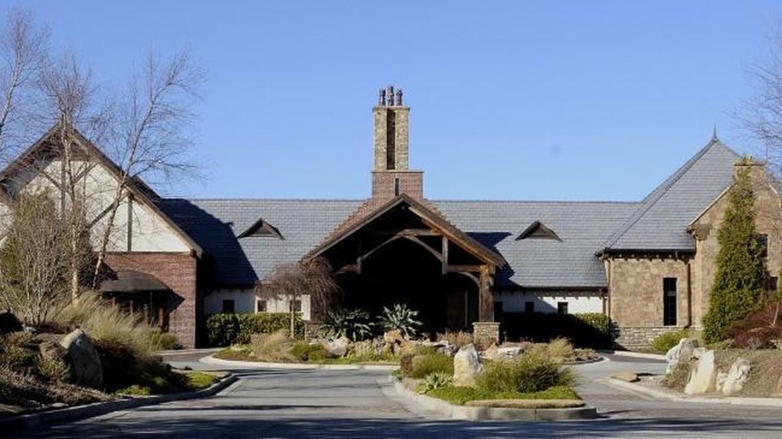 The Thistle Golf Club in Sunset Beach, N.C., has a grand clubhouse.