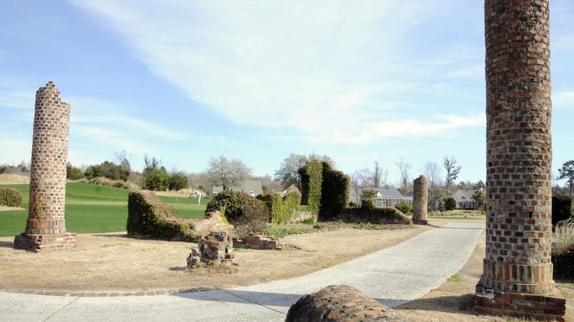 The “ruins” between the No. 4 and No. 6 greens are a unique feature of the Love Course at Barefoot Resort.