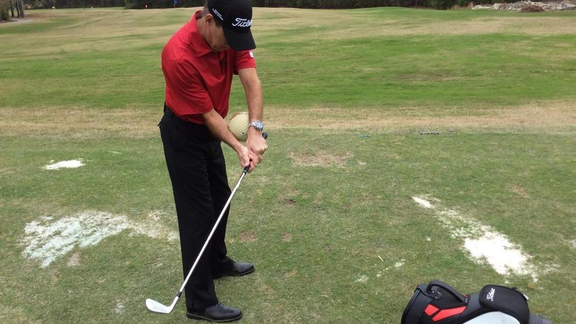 Weekly golf tip with Brad Redding: Using the long thumb in your golf swing grip