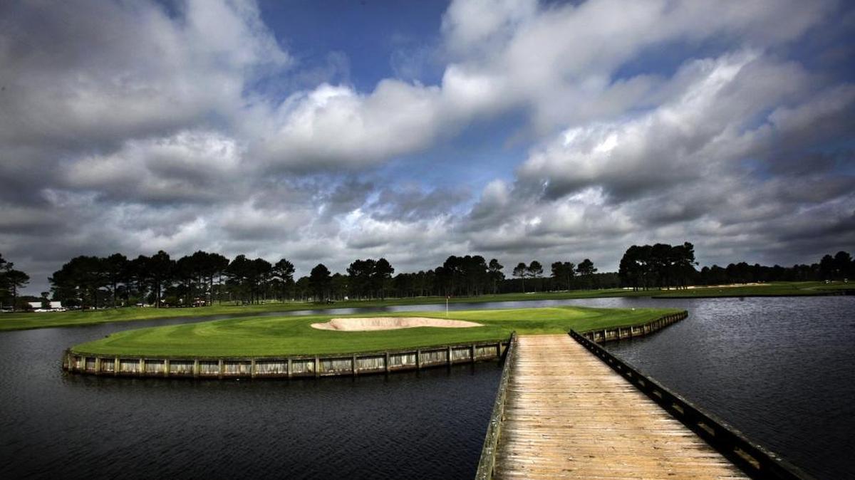 The island-green par-3 15th hole at Man O’War Golf Links, one of three courses that comprise the Mystical Golf group.