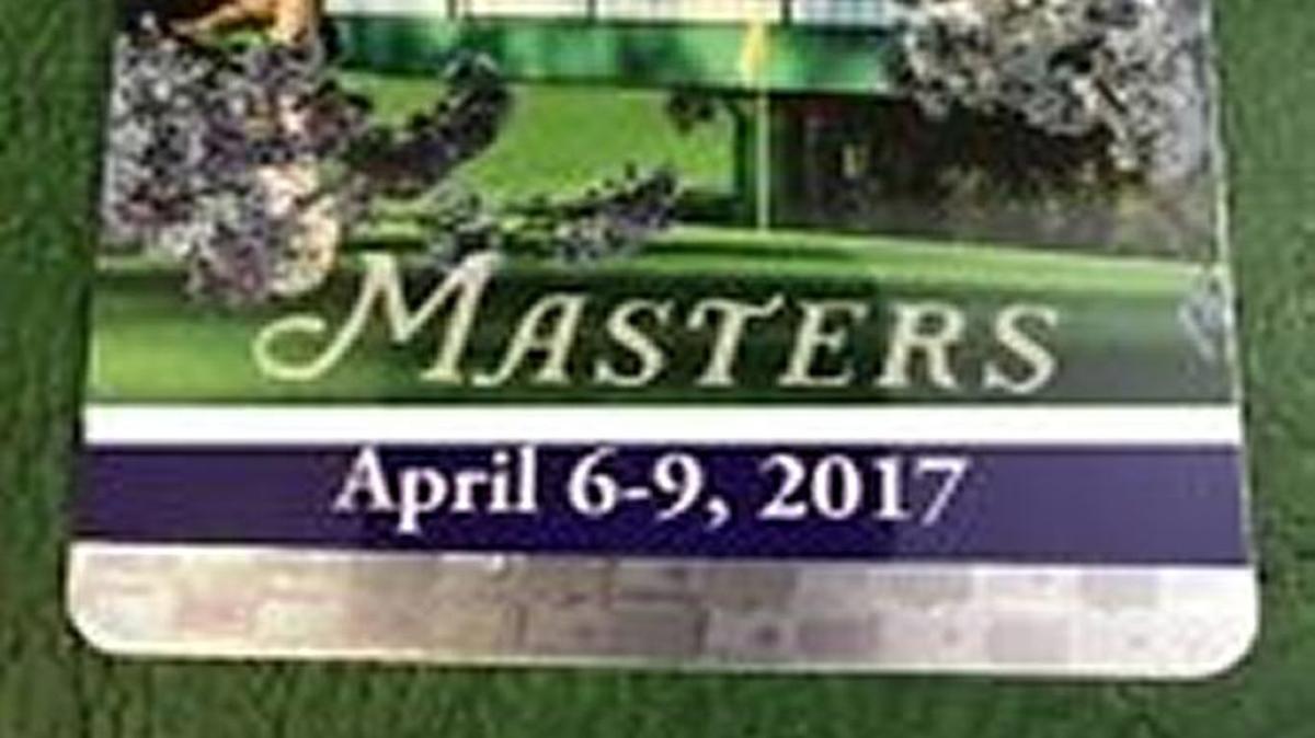A 2017 Masters badge.