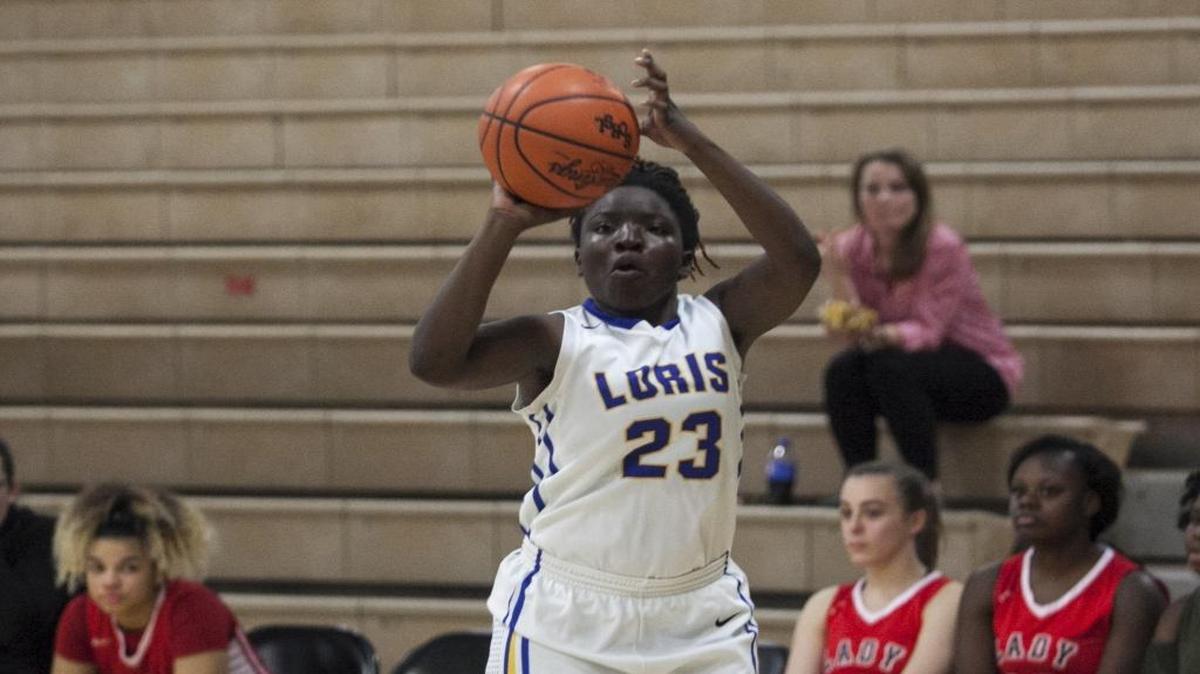 Iklea Green paced Loris with 22 points against Dillon on Friday night.