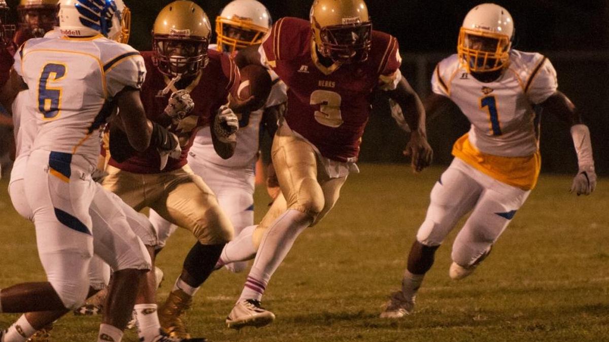Carvers Bay’s Byron Young (No. 3 in this file photo) made big plays defensively against Buford on Friday night.