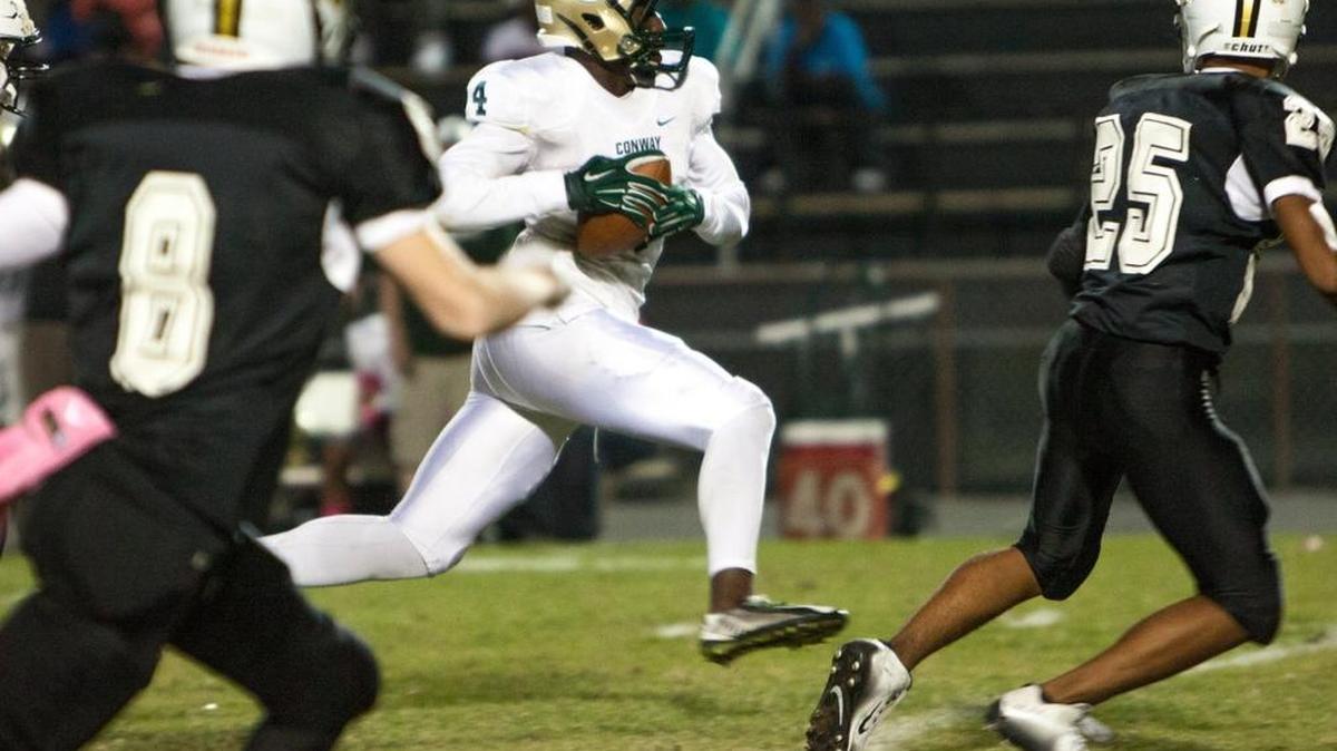 Conway standout receiver Bryan Edwards is taking his talents to Columbia after officially committing to attend the University of South Carolina.