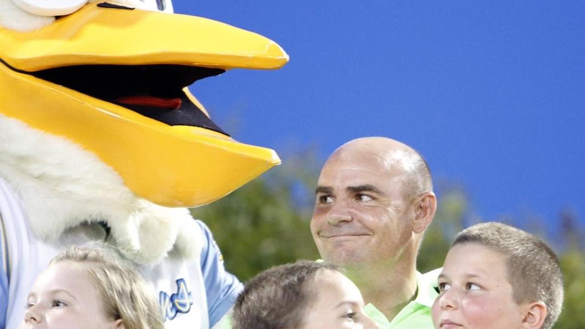 The Myrtle Beach Pelicans and Charleston RiverDogs have agreed to play a Highway 17 Showdown series, a pair of exhibition games that will allow the squads to battle for state supremacy.