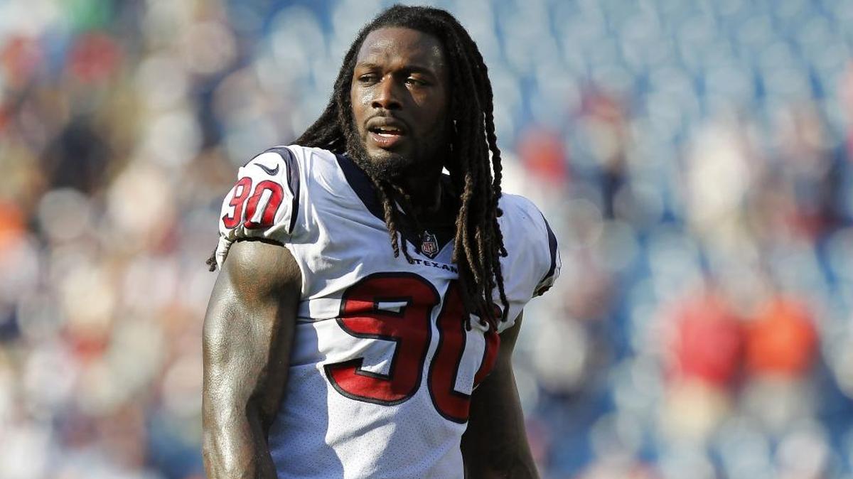 With the Harlem Globetrotters in town recently, Houston Texans Jadeveon Clowney (pictured), Jonathan Joseph and Benardrick McKinney took the opportunity to display their basketball skills.