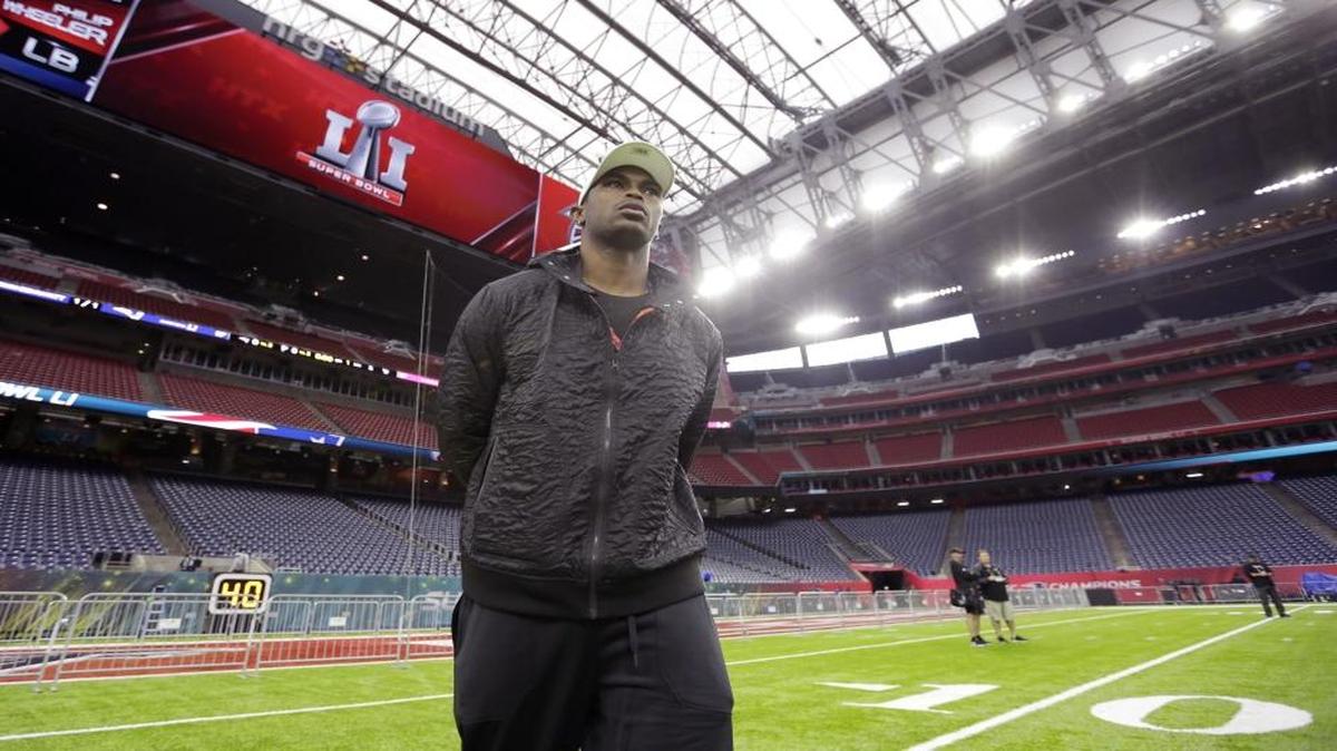 Atlanta Falcons wide receiver Julio Jones looks around the field during a walk through at NRG Stadium on the eve of NFL Super Bowl LI.
